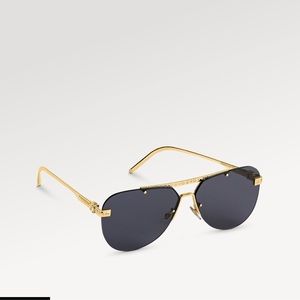 Louis Vuitton Ash Sunglasses (Authentic)